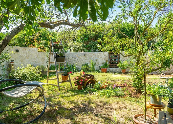 アパート Fjaka ペトルチャネ