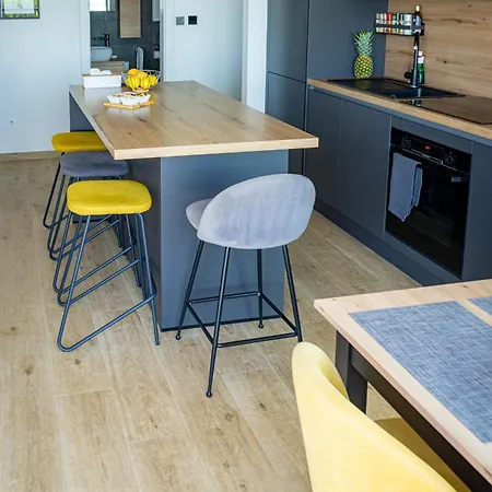 Fjaka Apartment